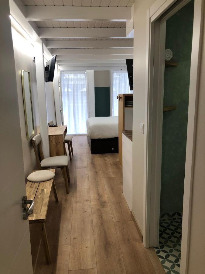 Apartamento Completamente Equipado En Pontedeume. المظهر الخارجي الصورة